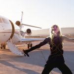 2023-ban 178 ezer kilométert repültek és így 1200 tonna CO2-t bocsátottak ki Taylor Swift magángépei